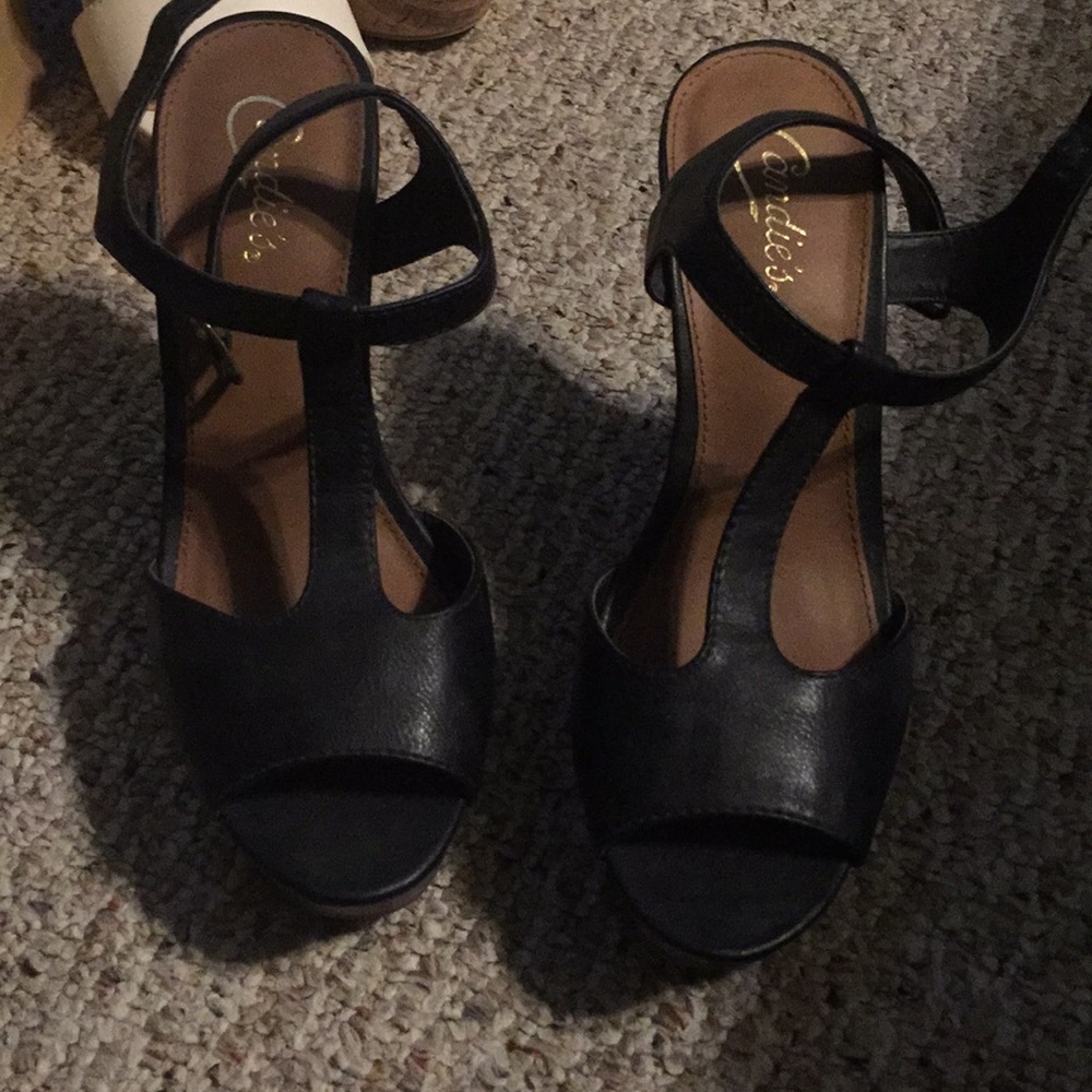 NWOT Black Wedge Sandals.
